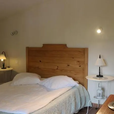 Pietra Monetta Chata *